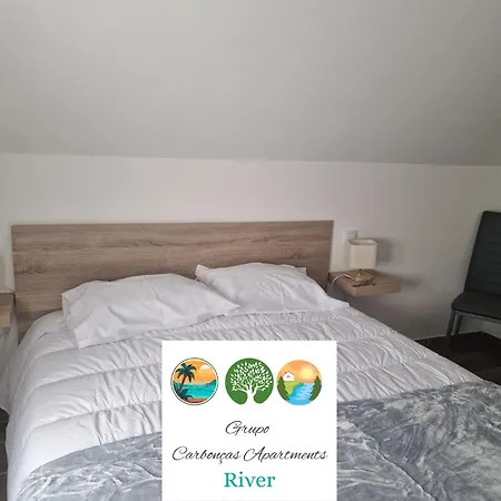 דירה Carboncas River