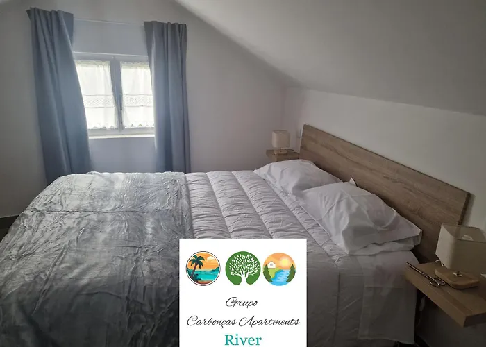 Carboncas River * Ribeiros